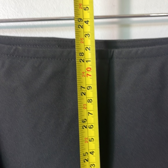 Vintage Calvin Klein classic A line midi skirt in black size 14. - Picture 7 of 7